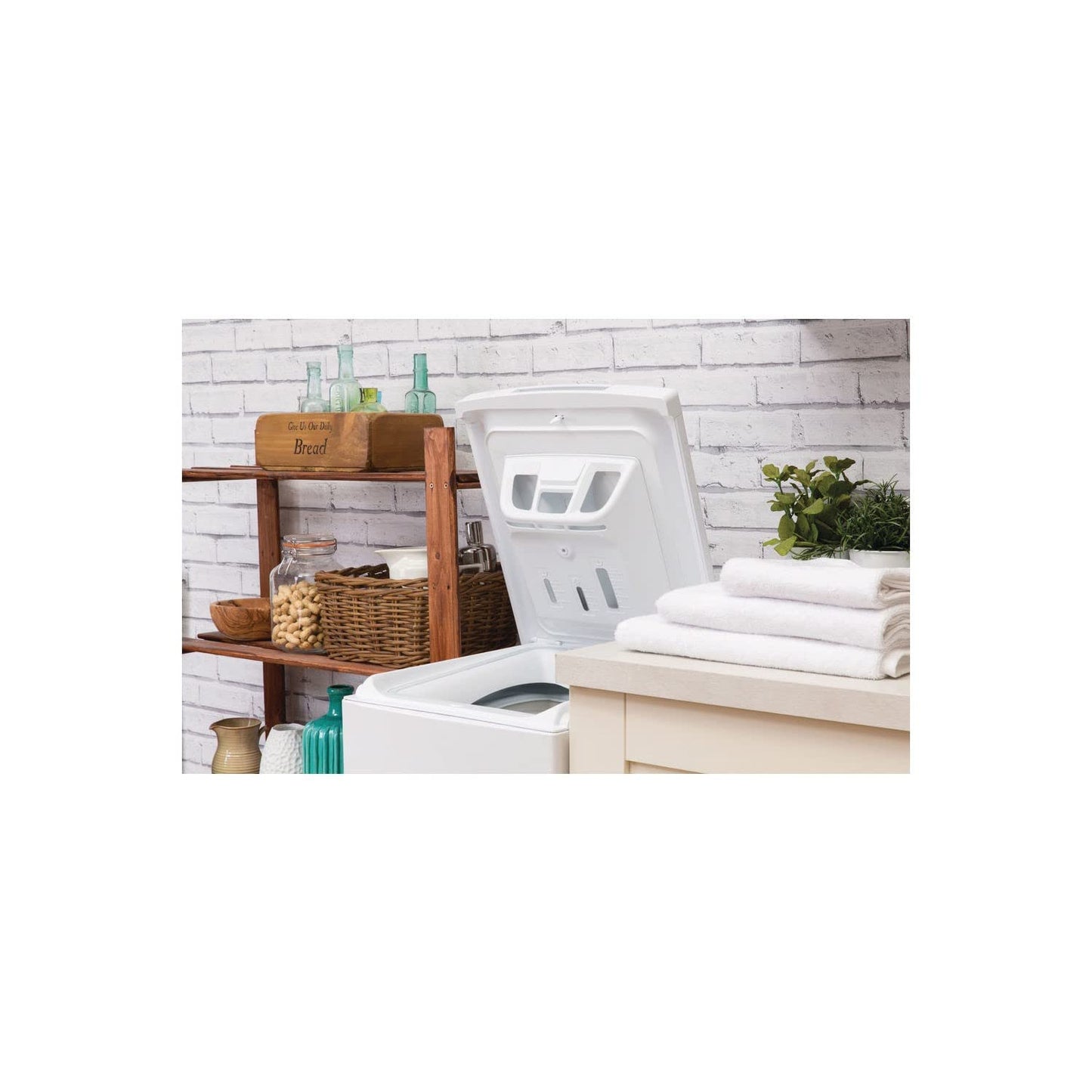 Hotpoint Top Loader 7kg WMTF 722U UK N Washing Machine, White
